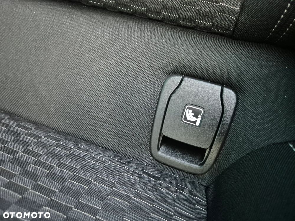 Opel Astra - 36