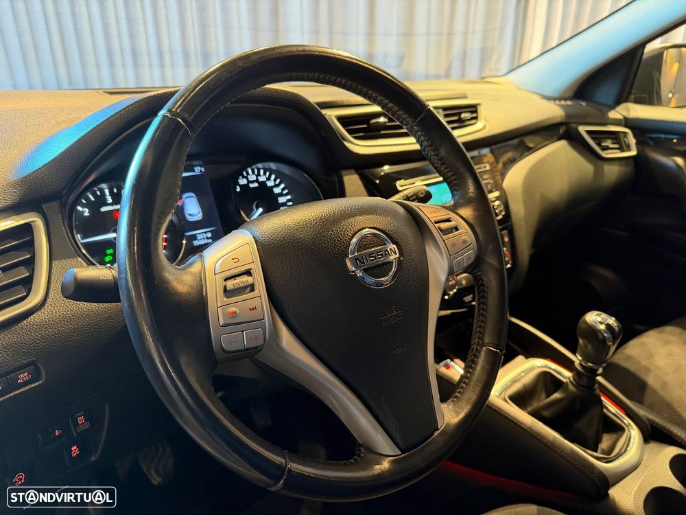 Nissan Qashqai 1.6 dCi N-Connecta RS+PS 4x4i - 20