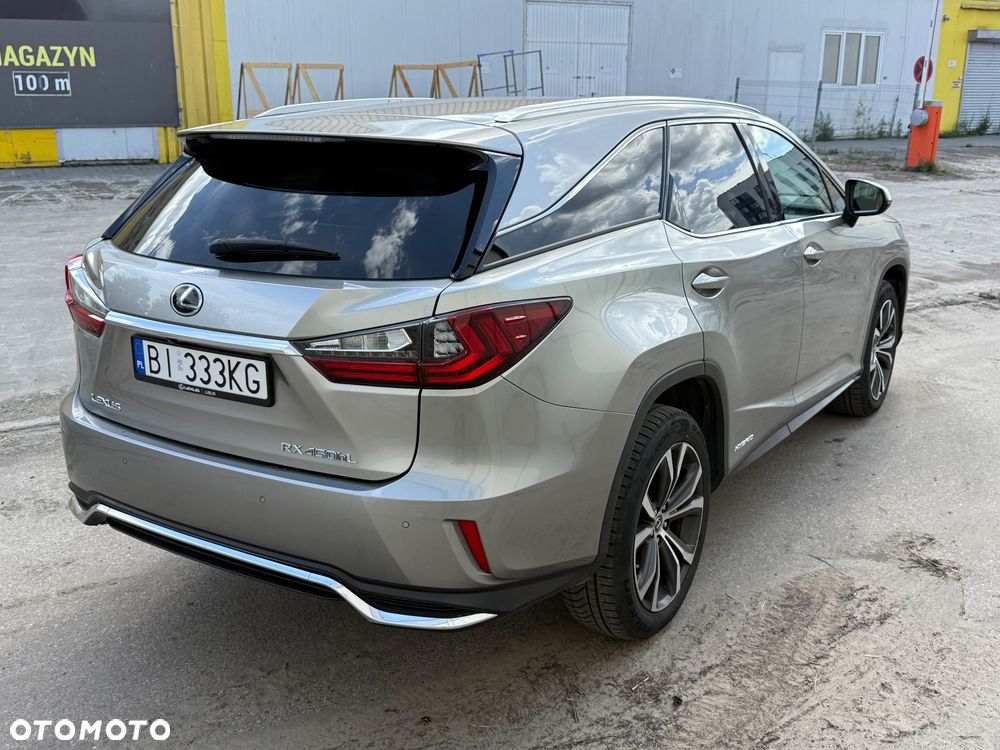 Lexus RX 450hL (hybrid) - 12
