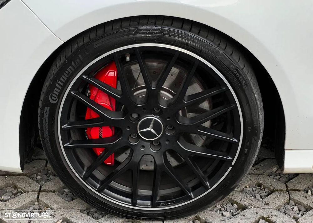 Mercedes-Benz CLA 45 AMG 4Matic Speedshift 7G-DCT Night Edition - 8