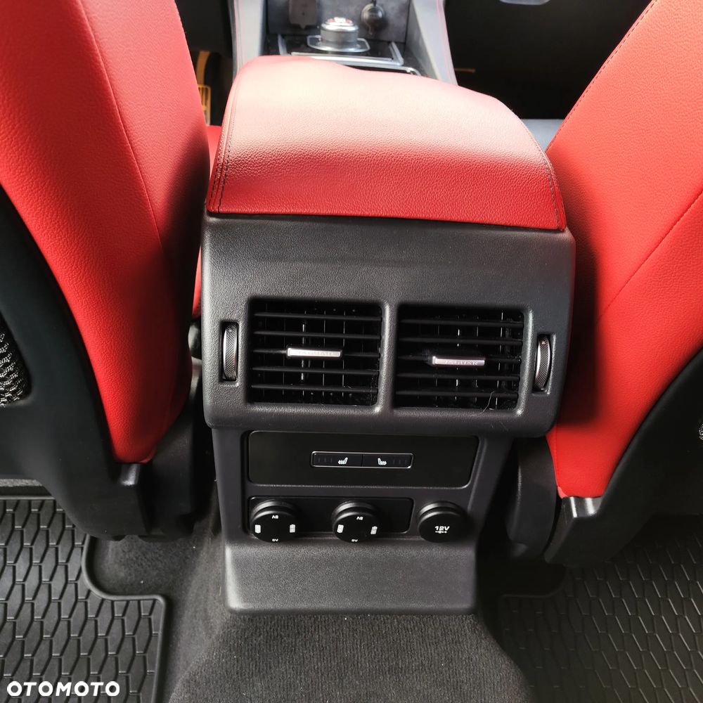 Jaguar F-Pace S AWD - 27