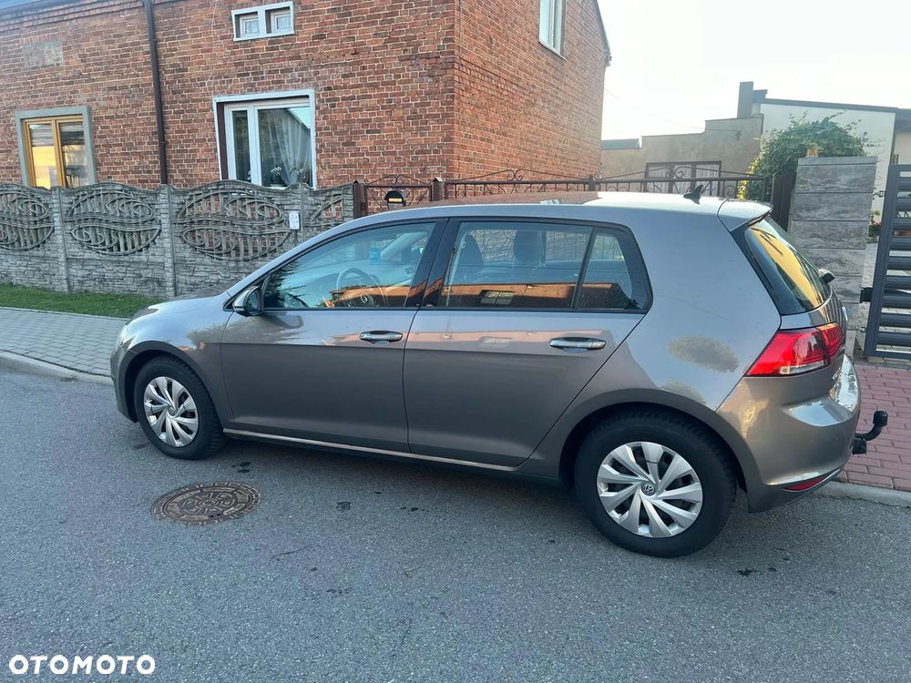 Volkswagen Golf - 4