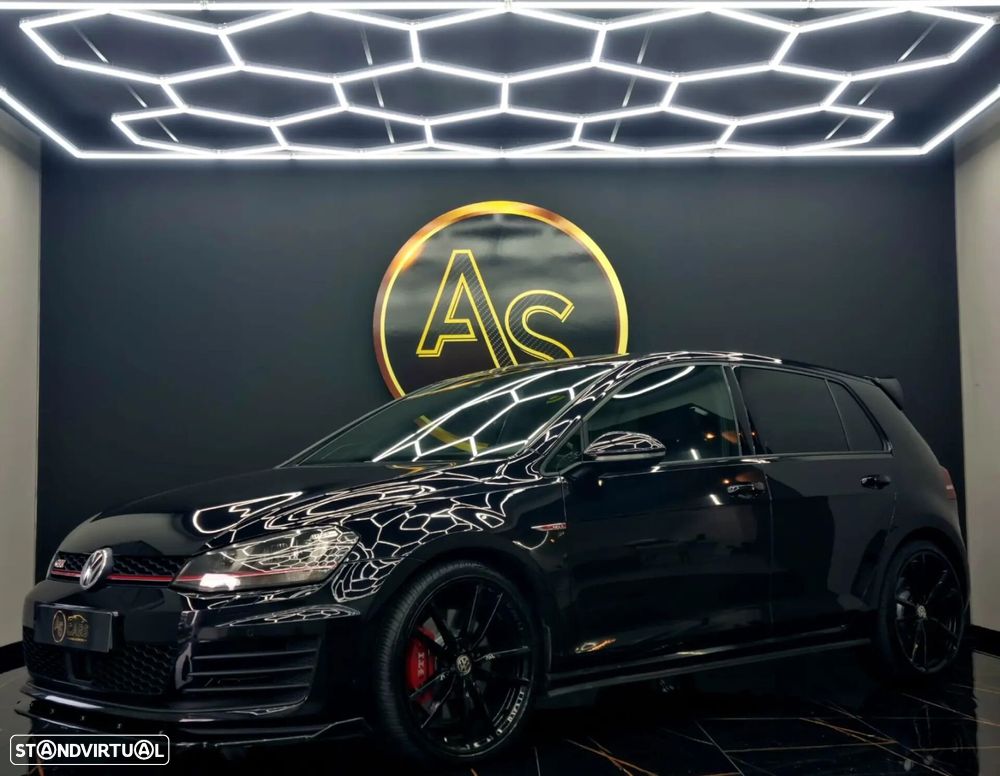 VW Golf - 33