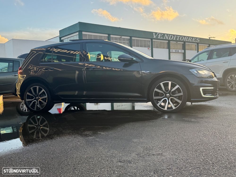 VW Golf 1.4 GTE Plug-In-Hybrid DSG - 3