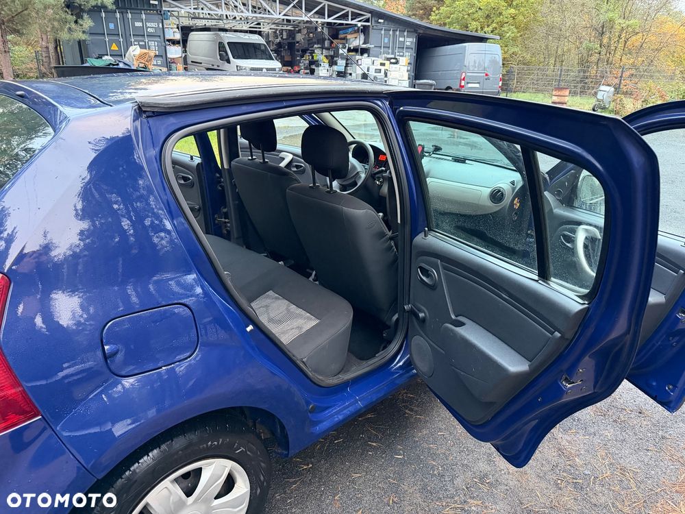 Dacia Sandero - 13