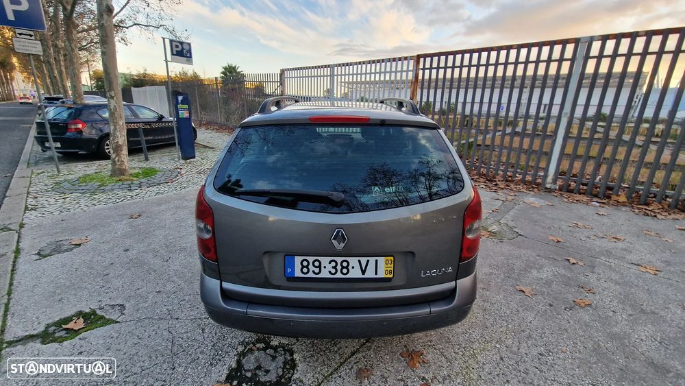Renault Laguna Break 1.9 dCi Expression - 11