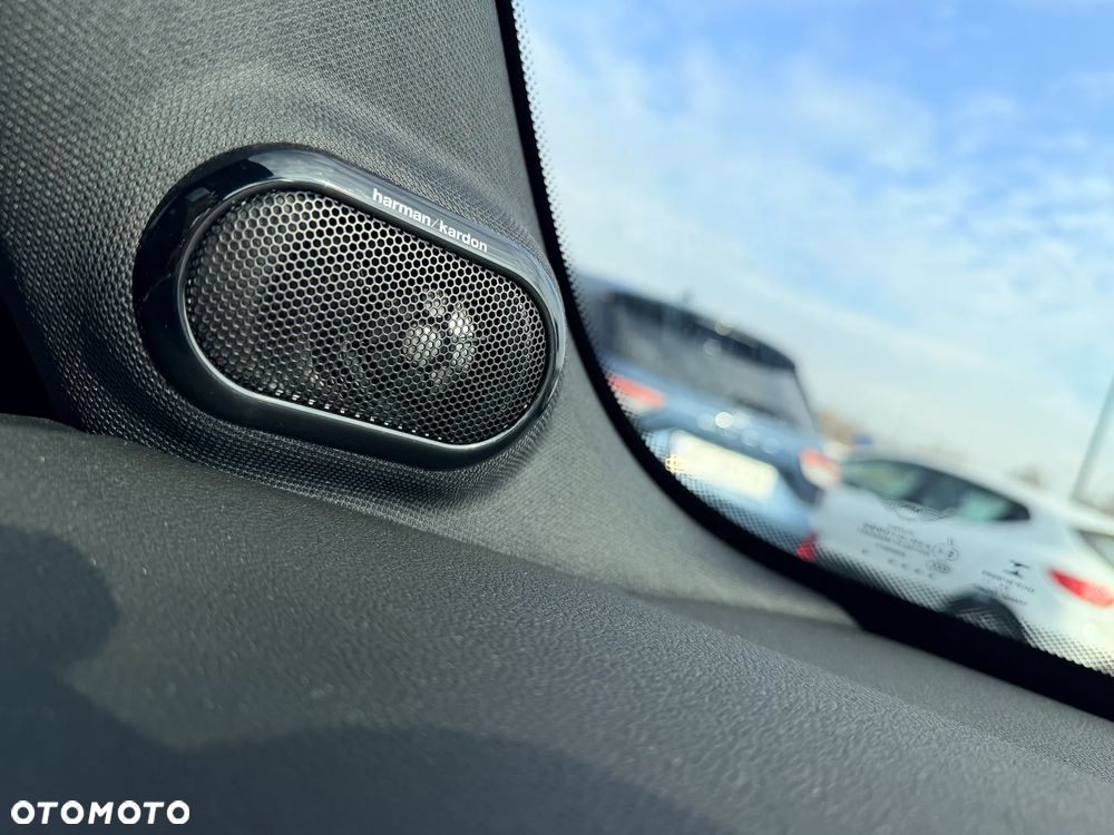 MINI Cooper SE Electric Trim - 22