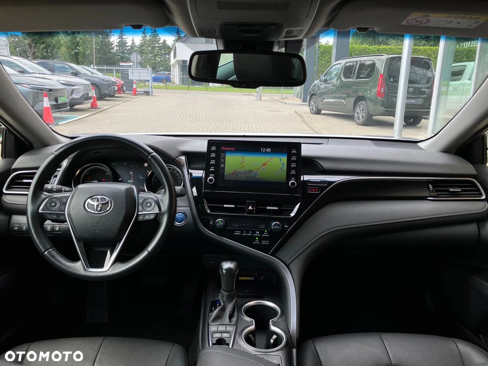 Toyota Camry 2.5 Hybrid Executive CVT - 22