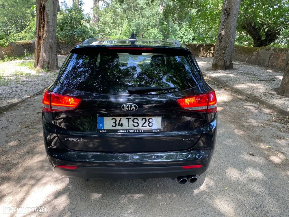 Kia Ceed SW 1.6 CRDi GT Line - 37