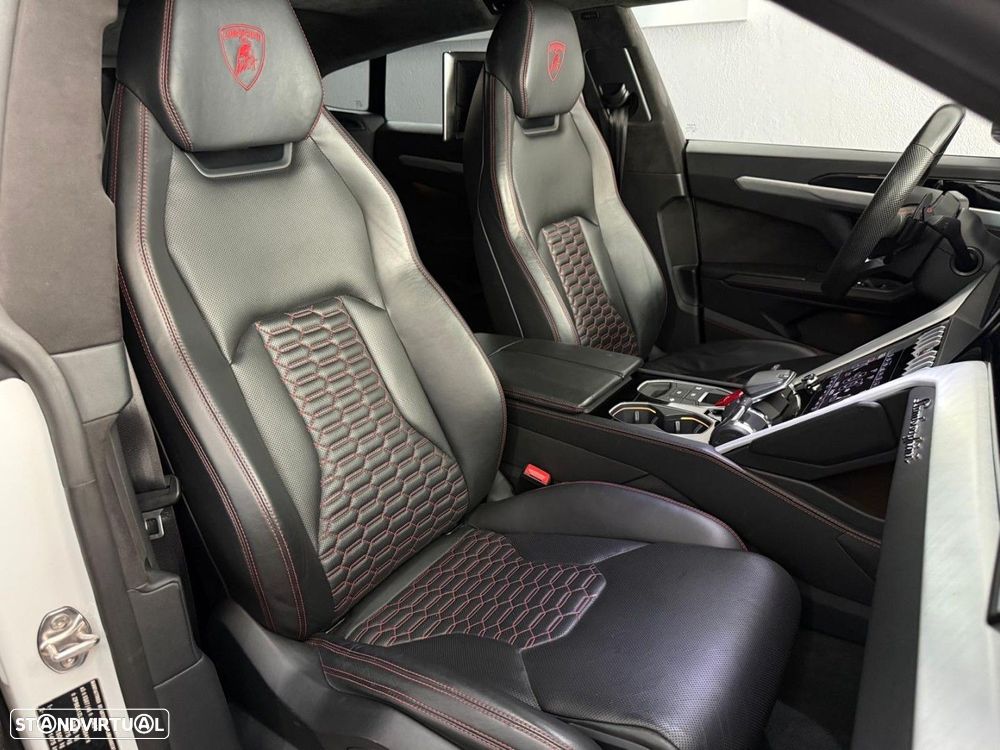 Lamborghini Urus 4.0 V8 - 24