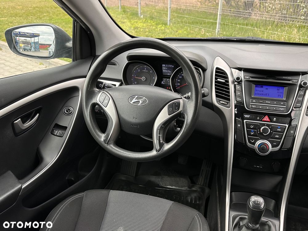 Hyundai i30 1.6 CRDi Classic - 8