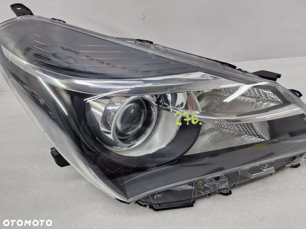 TOYOTA YARIS III 3 LIFT 14- PRAWA LAMPA PRZEDNIA PRZÓD SOCZEWKA , NR KOITO 0D-160 , NR AUKCJI LA276 - 5