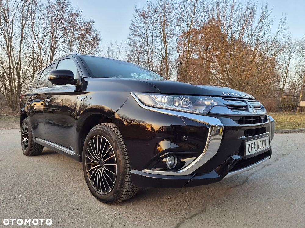 Mitsubishi Outlander - 4