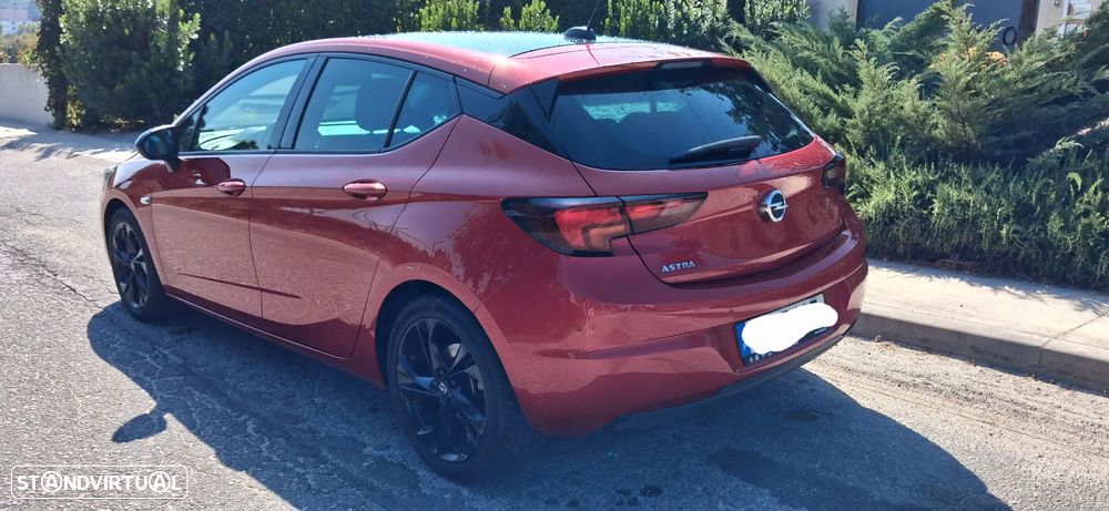 Opel Astra 1.2 T GS Line S/S - 4