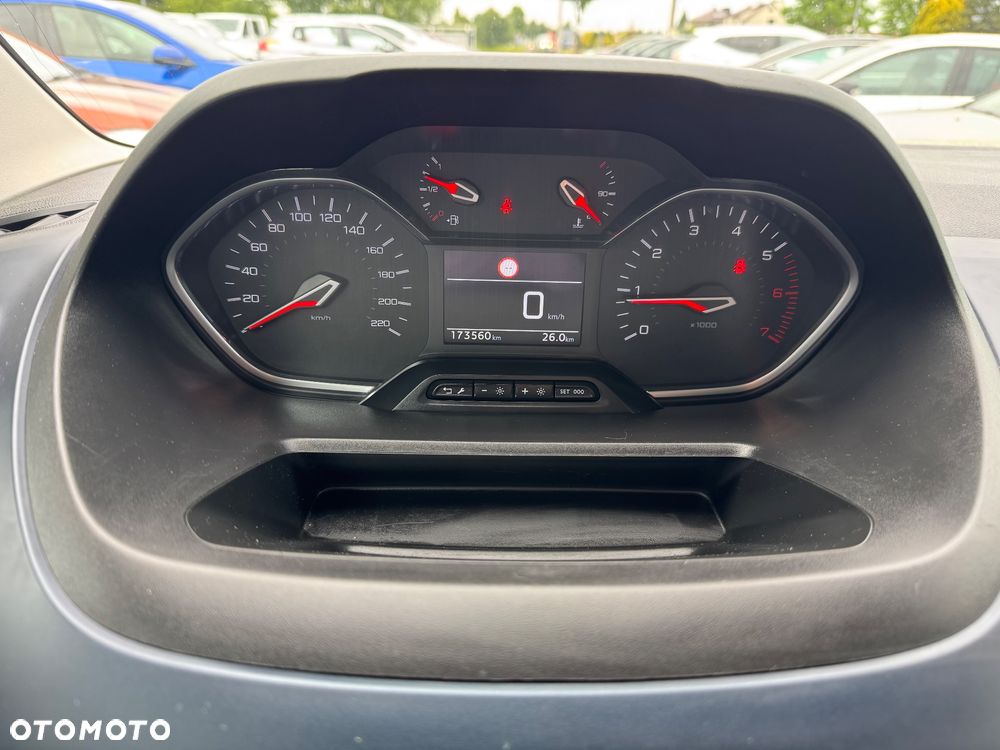 Peugeot Rifter 1.5 BlueHDI Allure Pack S&S - 17