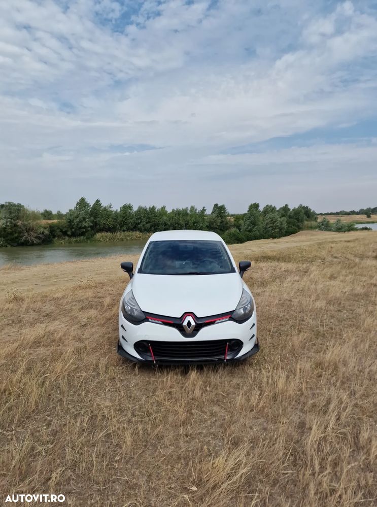 Renault Clio - 2