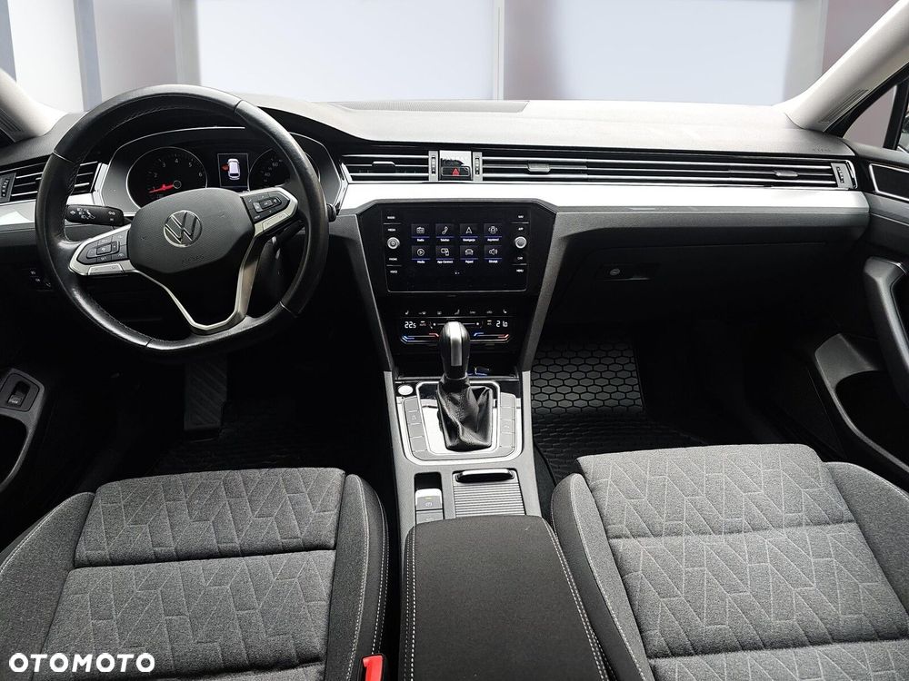 Volkswagen Passat Variant 1.5 TSI EVO Business DSG - 8