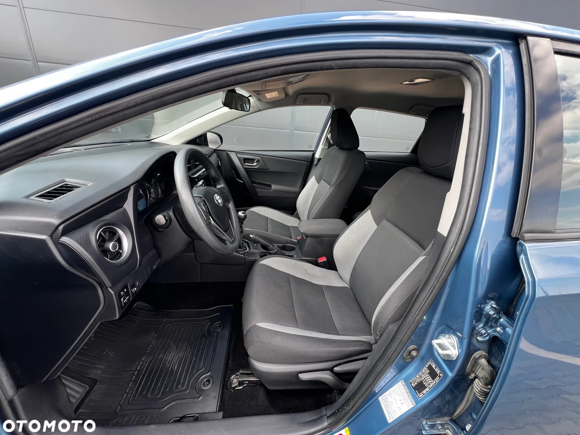 Toyota Auris 1.33 VVT-i Active - 10
