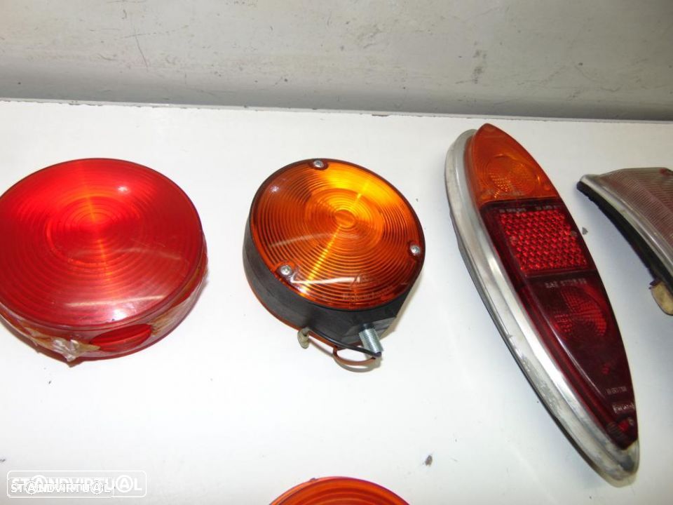 Antigos e clássicos vários farolins Bedford, Ford, VW, Toyota, Datsun, Peugeot - 4