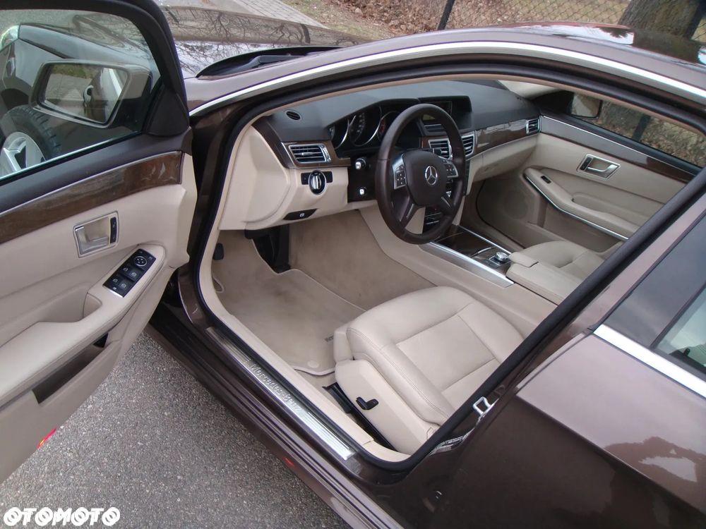 Mercedes-Benz Klasa E 220 BlueTEC 7G-TRONIC Elegance - 11