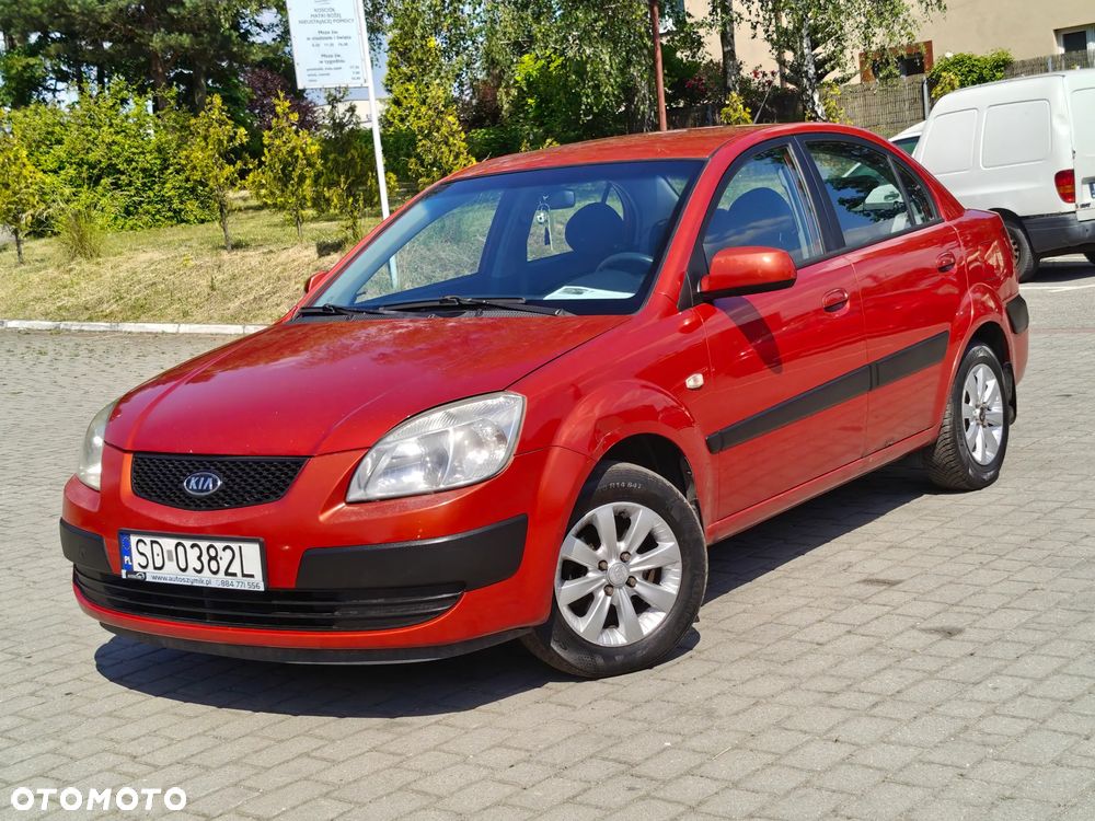 Kia Rio 1.4 Comfort - 4
