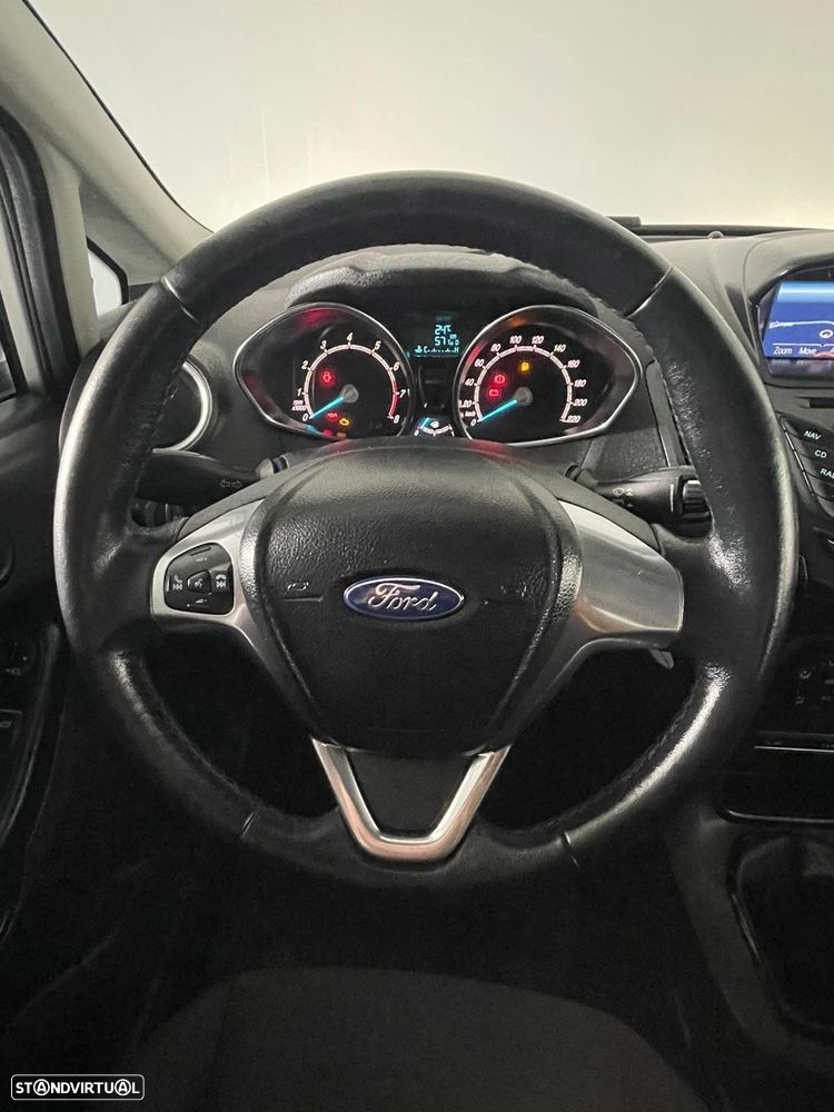 Ford Fiesta 1.0 Celebration - 5