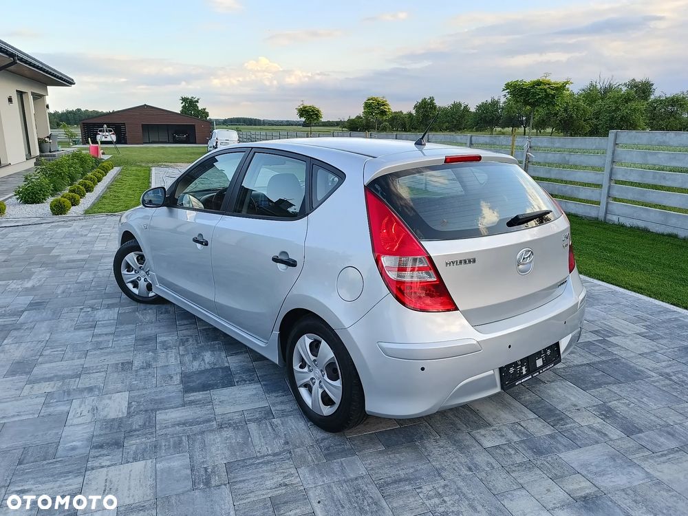 Hyundai i30 1.6 CRDi FIFA WM Edition - 5