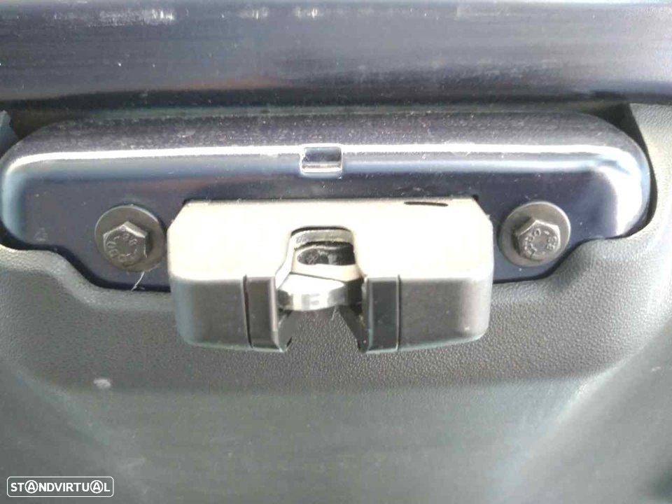 FECHADURA DE PORTA MALA CITROEN C3 - 1