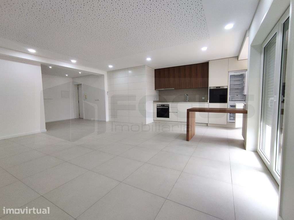 Apartamento T2 como novo nas proximidades da Universidade de Aveiro. - Grande imagem: 2/27