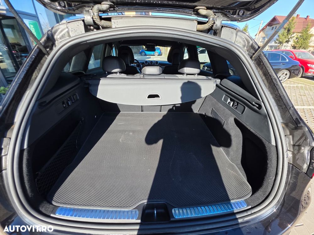 Mercedes-Benz GLC 300 4Matic 9G-TRONIC AMG Line Advanced - 28