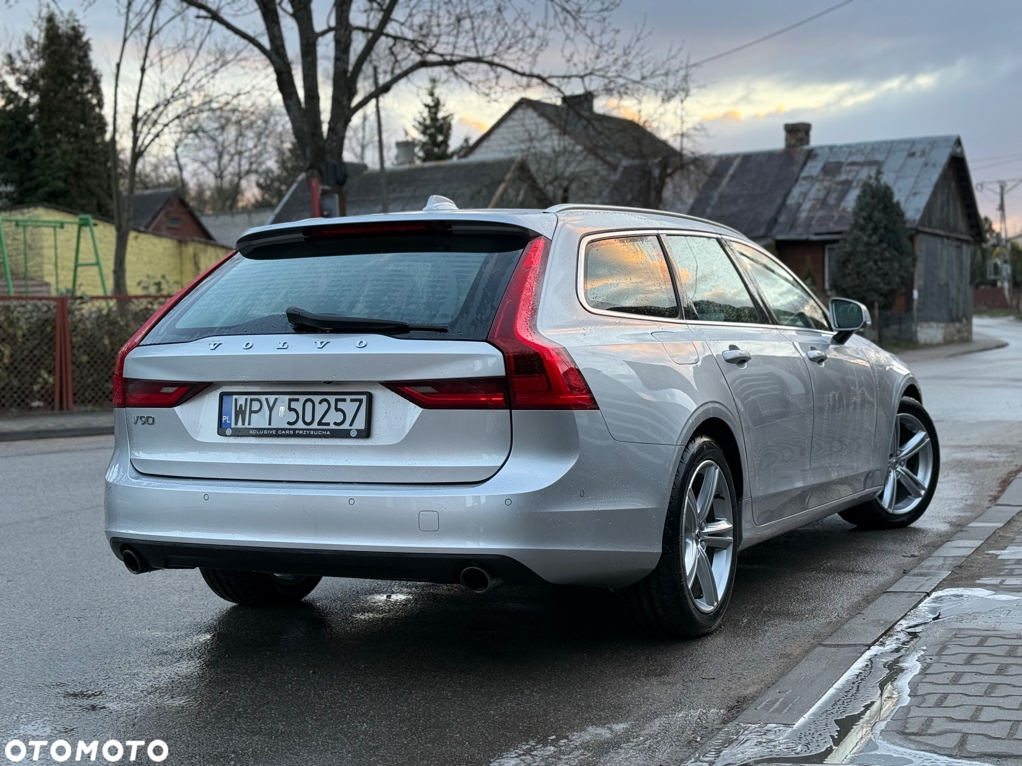 Volvo V90 D5 AWD Momentum - 7