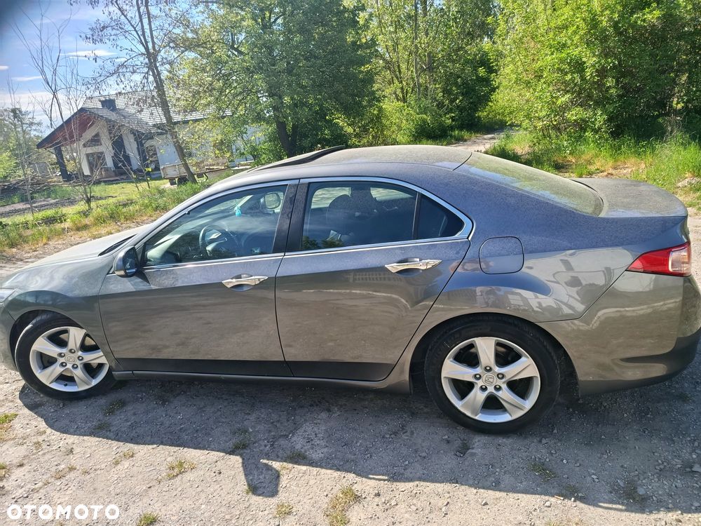 Honda Accord - 4