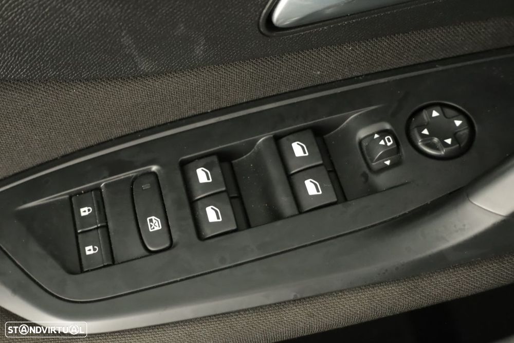 Peugeot 308 PureTech 130 EAT8 Active Pack - 19