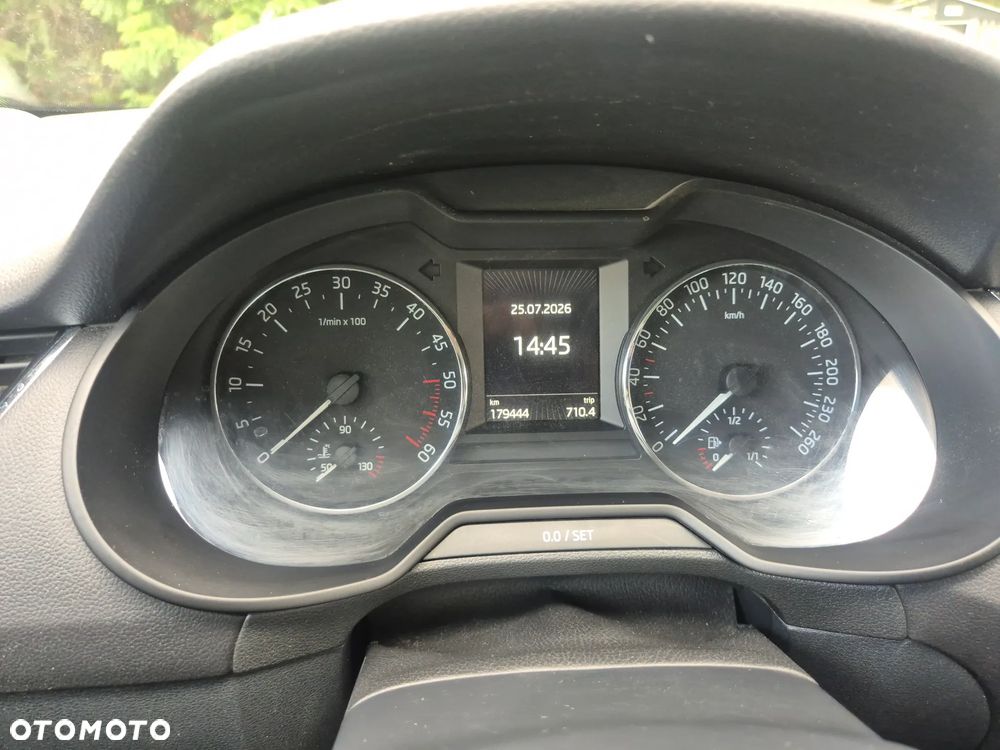 Skoda Octavia 1.6 TDI 4x4 Ambition - 17