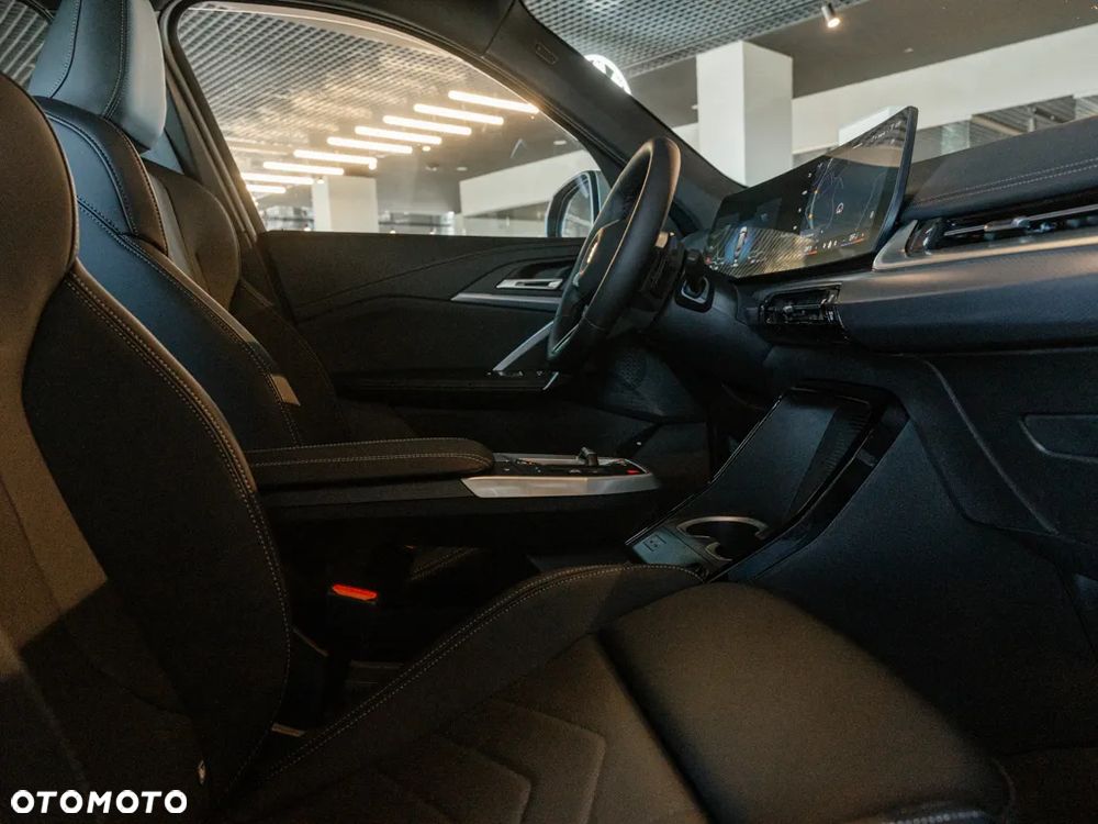 BMW X1 sDrive18i - 10