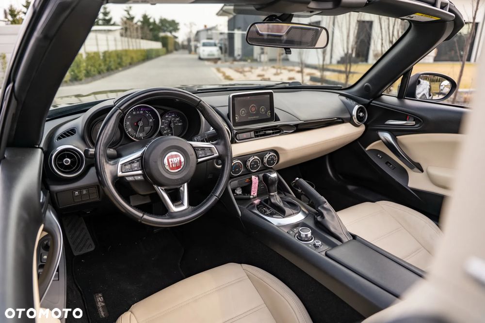 Fiat 124 Spider - 36