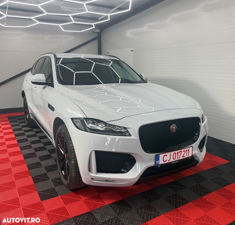 Jaguar F-Pace 20d Aut. R-Sport - 1