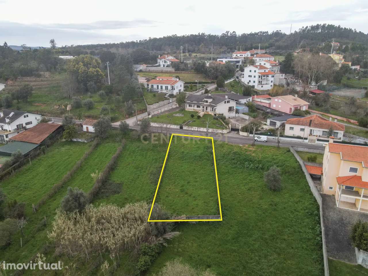 Terreno Urbano - Grande imagem: 2/9