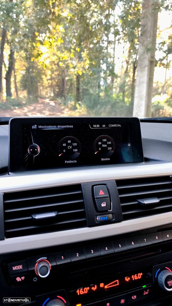 BMW 318 d Touring Auto Line Sport - 22