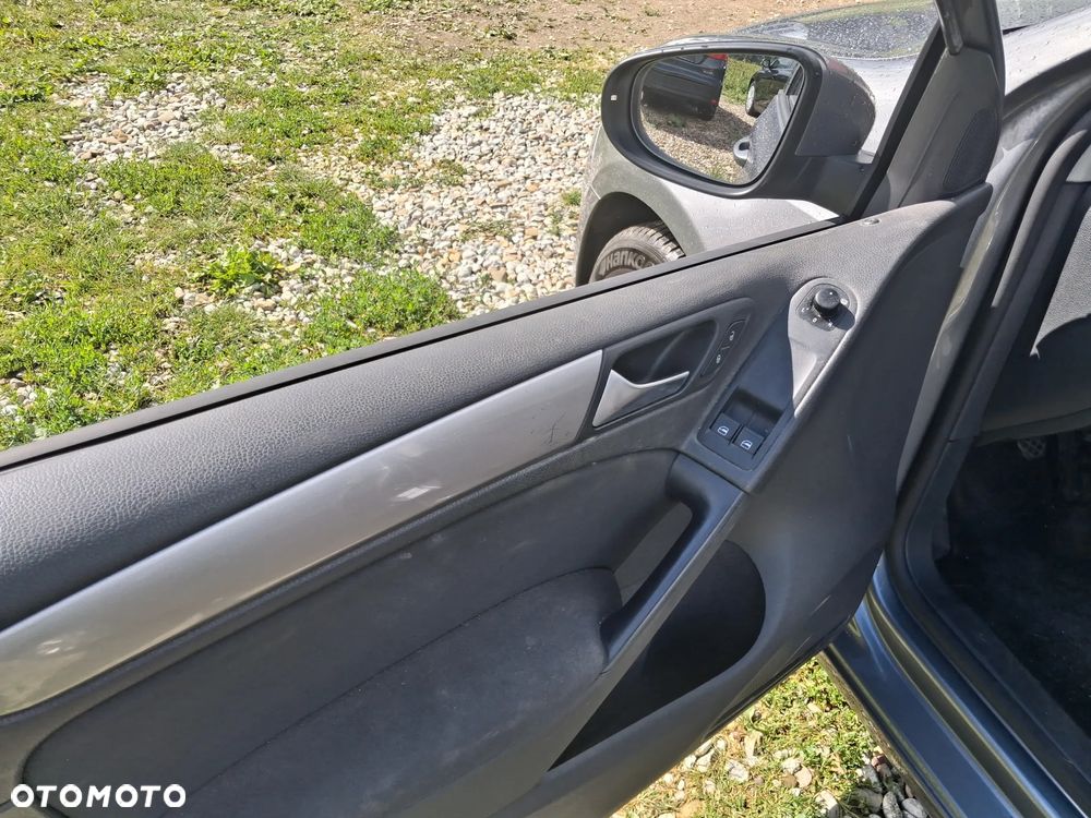 Volkswagen Golf 1.2 TSI BlueMotion Technology Comfortline - 9