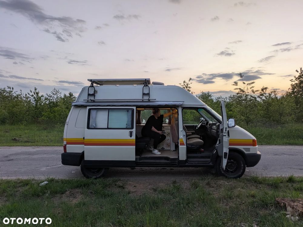 Volkswagen Transporter T4 - 40