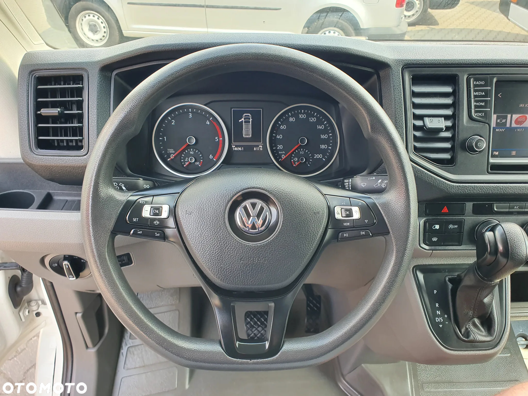 Volkswagen CRAFTER - 23