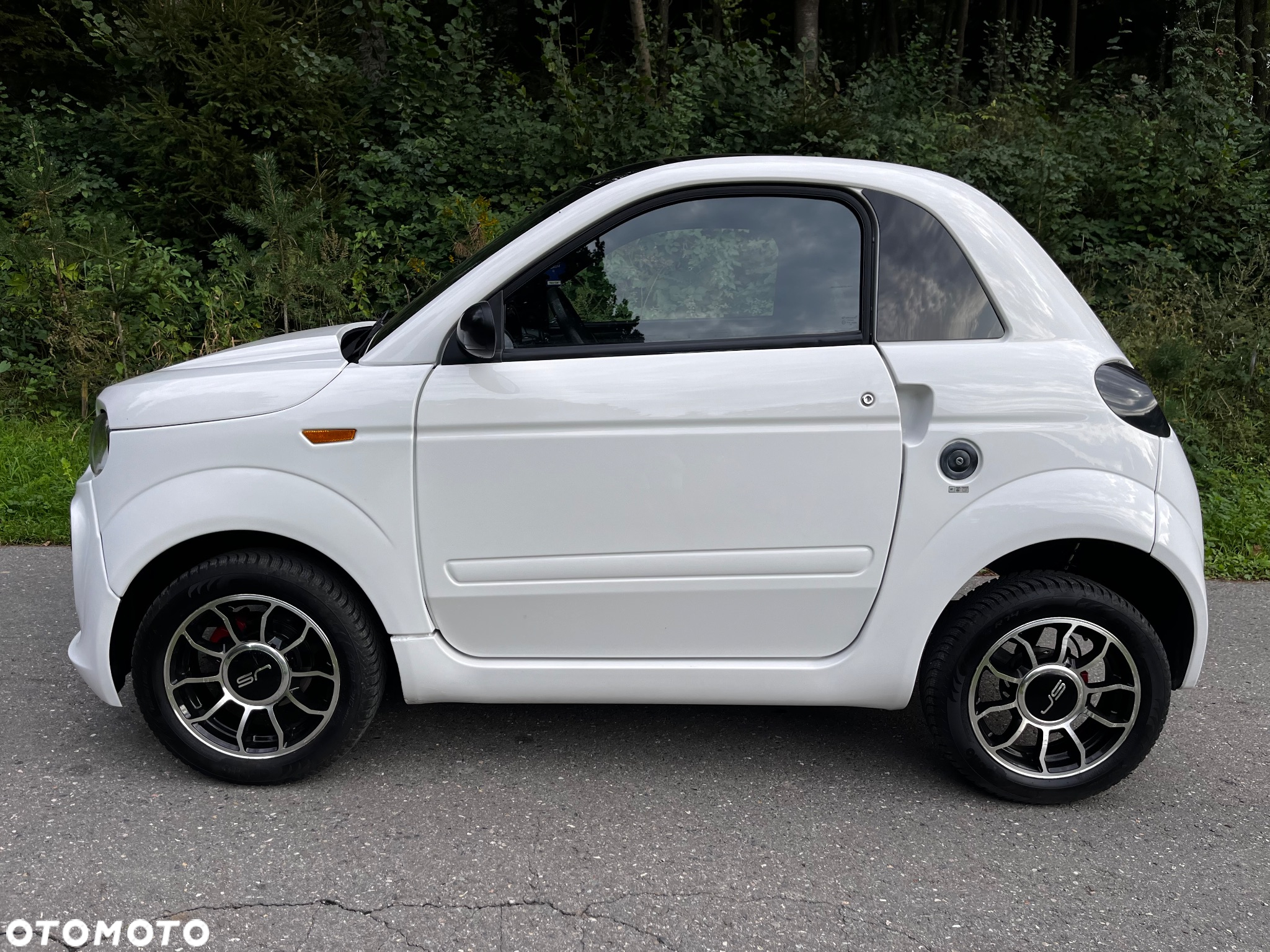 Microcar DUE - 6