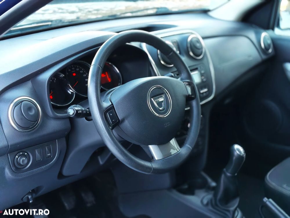 Dacia Logan TCe 90 Laureate - 15