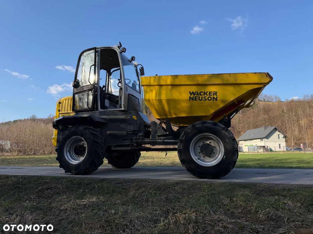 Wacker Neuson DW60 Wozidło 4x4. 6 ton ładowność z Pełną kabiną. Centralne smarowanie! OBROTOWA koleba 2500 mtg 2018 rok.  Jak nowe z salonu PERKINS turbo silnik. Pochodzi z Norweskiego Gospodarstwa Ziemniaczanego! Pełne sterowanie dżojstik REWERS HYDROSTATIC Ogrzewana Kabina Opony zero zużycia. Aktualna DEKRA. Kamery wysokiej jakośći! Zero luzów i wycieków. Szybka wolna jazda. Wielka Okazja - 31
