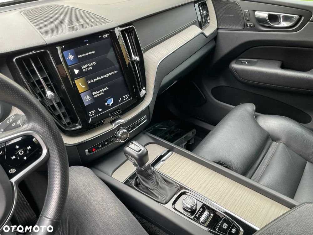 Volvo XC 60 T5 Inscription - 21