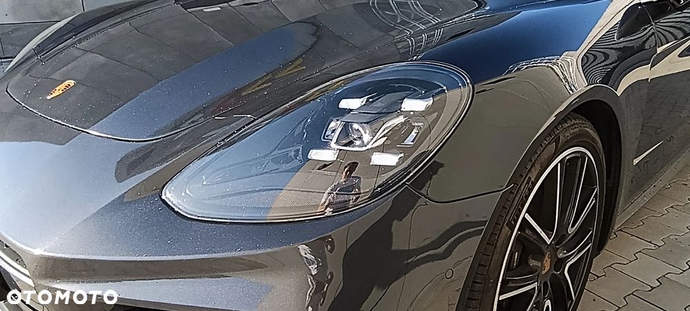 Porsche Panamera - 18
