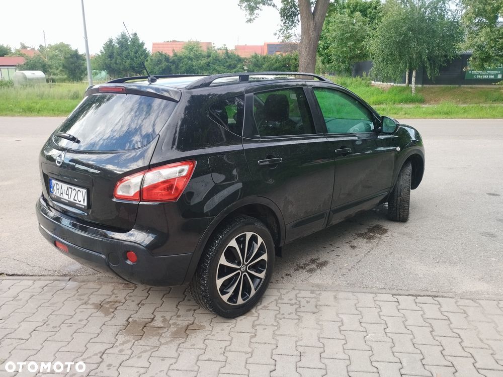 Nissan Qashqai - 4
