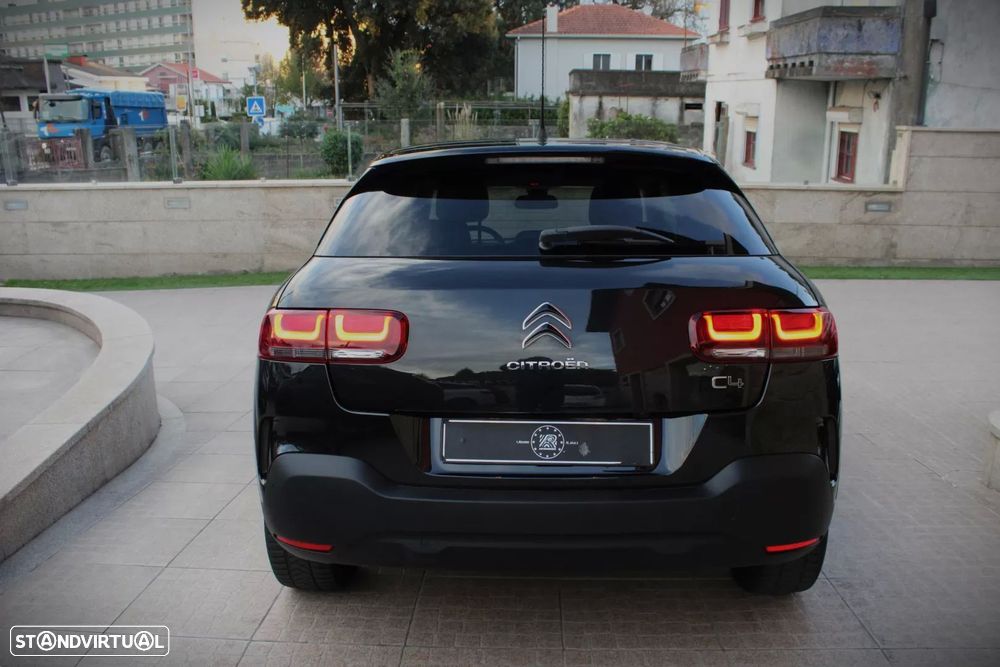 Citroën C4 Cactus 1.2 PureTech Shine EAT6 - 27