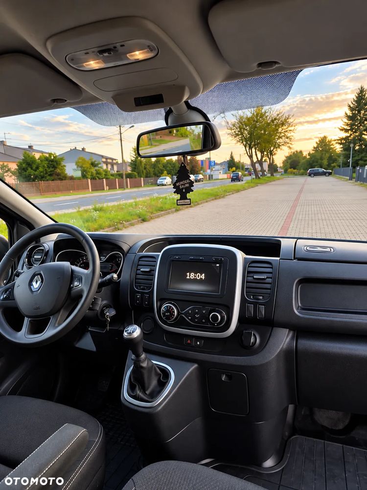 Renault Trafic 2.0 dCi - 6